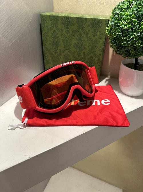 Supreme x Smith Red Ski Goggles – Limited Edition
